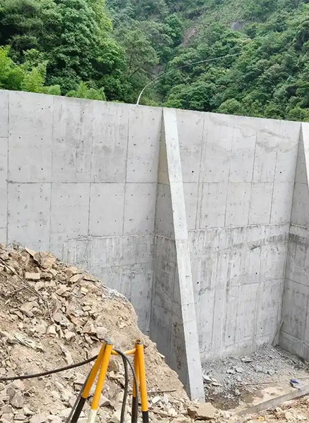 许昌许昌县重力式挡土墙